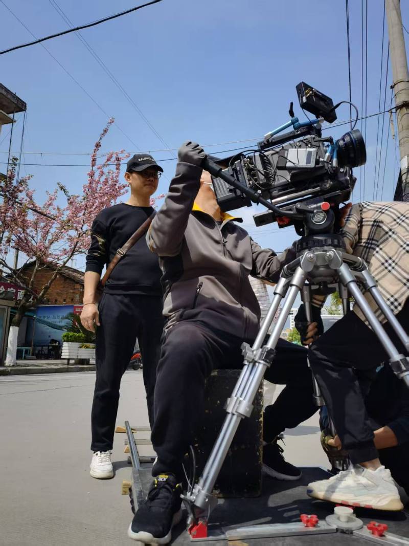 泗水县广告片拍摄：快消品牌爆款之选，网感内容适配社媒传播！
